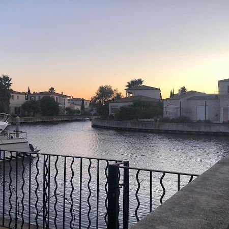 Marina Aigues-Mortes **** Exteriör bild