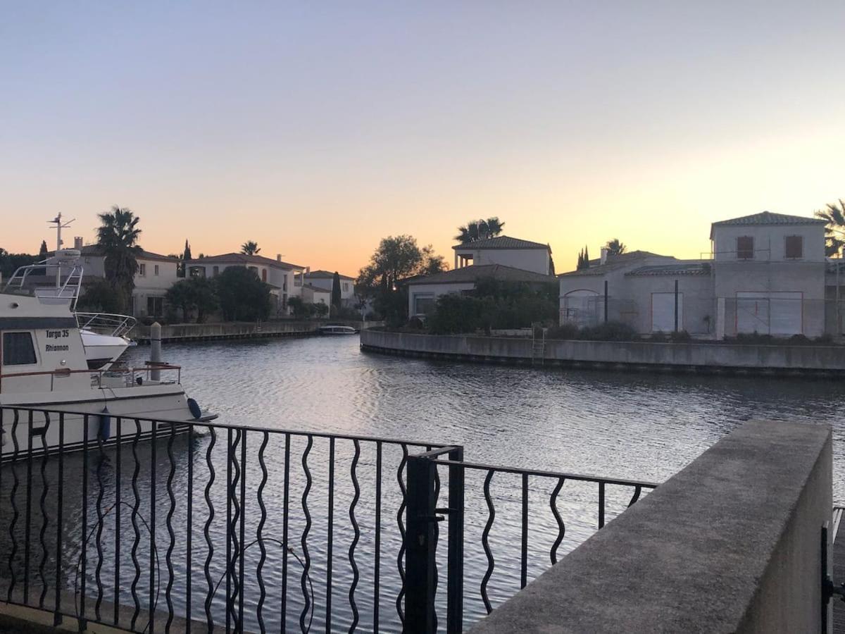 Marina Aigues-Mortes **** Exteriör bild